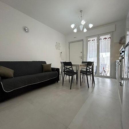 Casa Vacanze Regi San Benedetto del Tronto Bagian luar foto